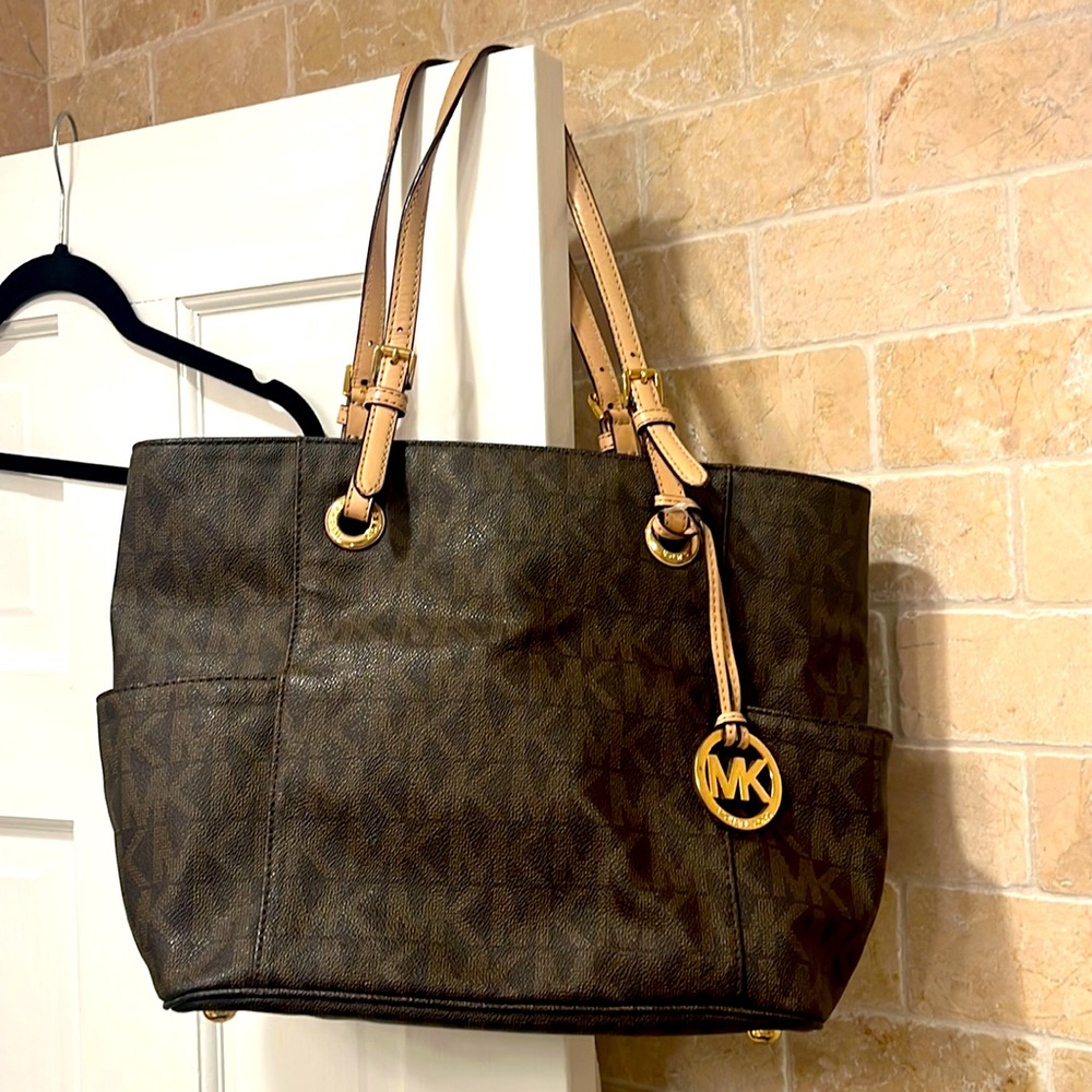 Brown Michael Kors MK Print Pocketbook